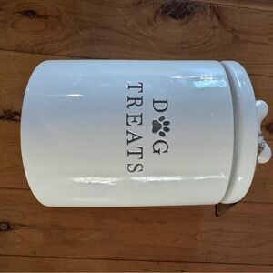 Barnyard Designs Dog Treats Ceramic Storage Jar - White